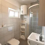 Pave&ema شقة Konjevrate