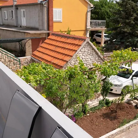 Pave&ema * Konjevrate