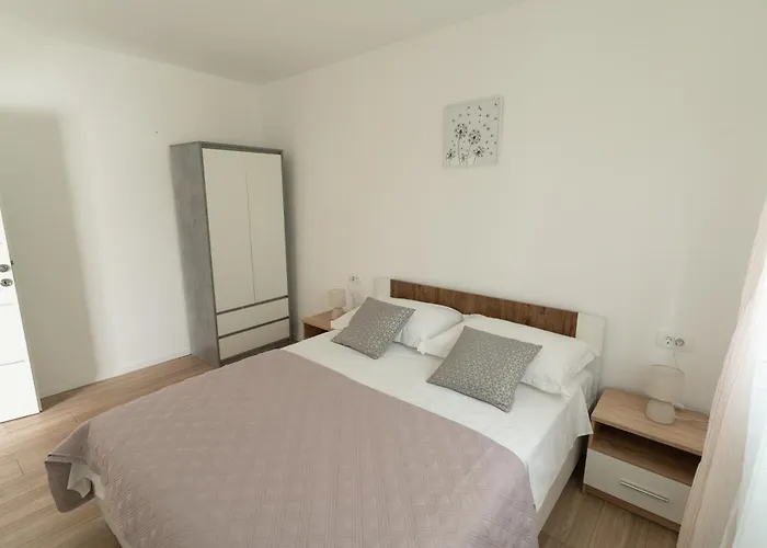 Pave&ema Appartement Konjevrate